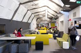 جامعة لاتروب