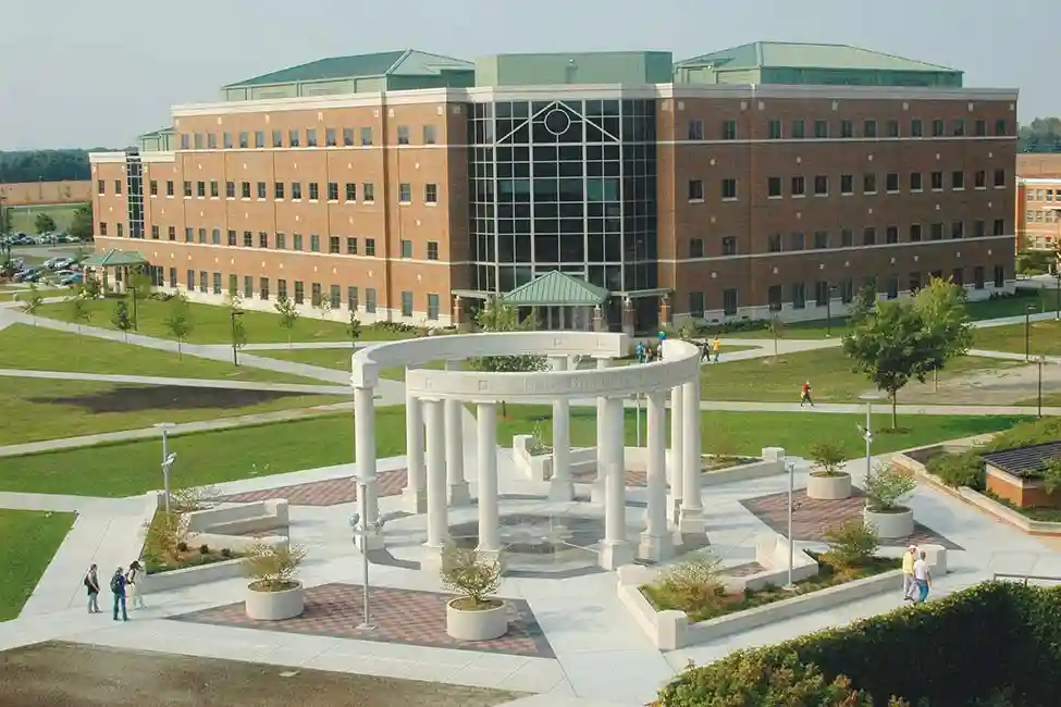 University of Illinois Springfield