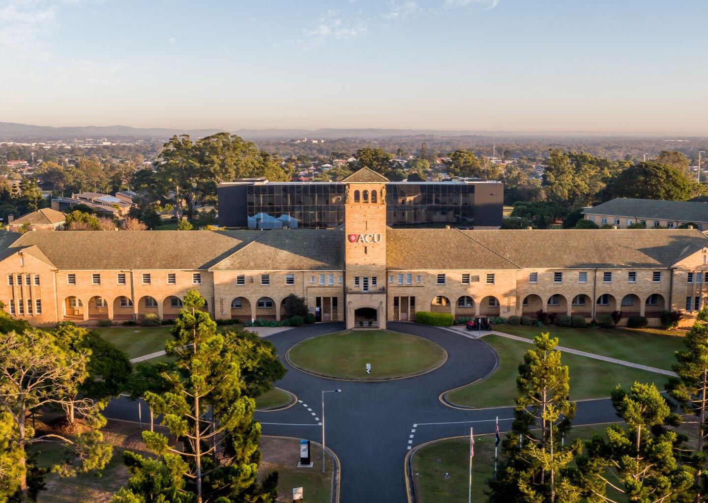 Australian Catholic University (ACU)
